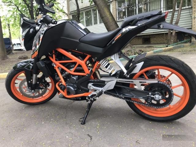 KTM Duke 390