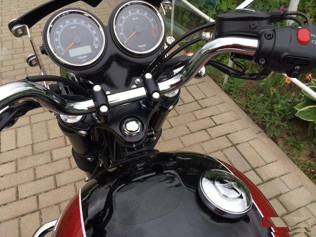 Triumph Bonneville T100