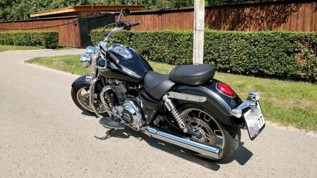 Triumph Thunderbird Commander