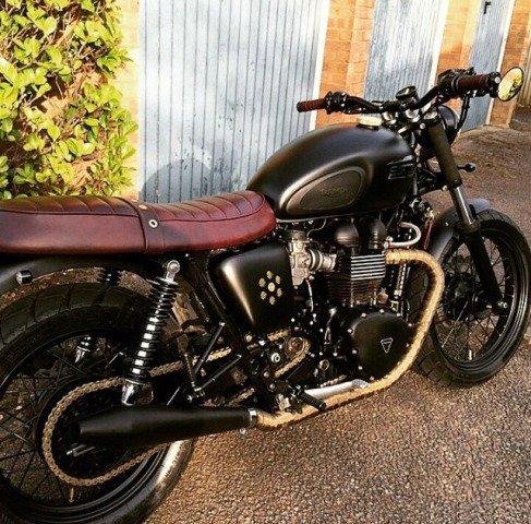 Triumph thruxton