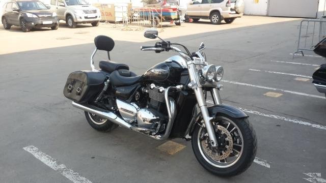 Triumph Thunderbird Commander