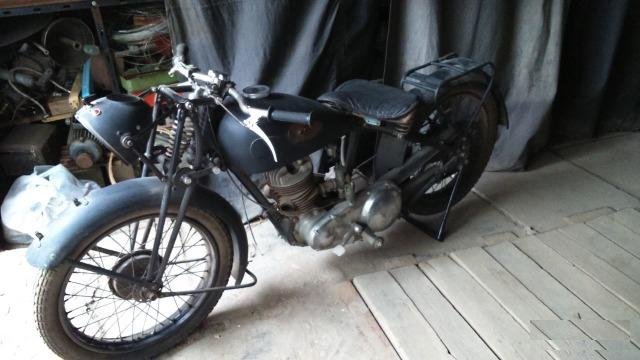 Мотоцикл Triumph. Великобритания 1937год