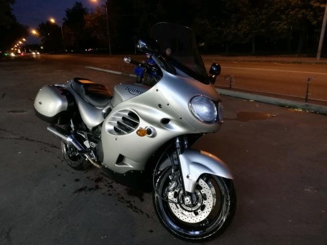 Triumph Trophy 1200