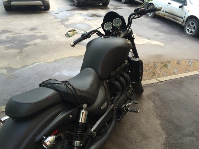 Triumph Rocket III Roadster
