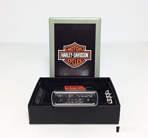 Зажигалка Zippo 28812 Harley Davidson Red Flame