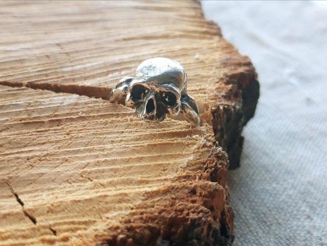 Перстень "Skull & bone"