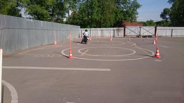 Мотоинструктор, мотошкола, обучение категория А