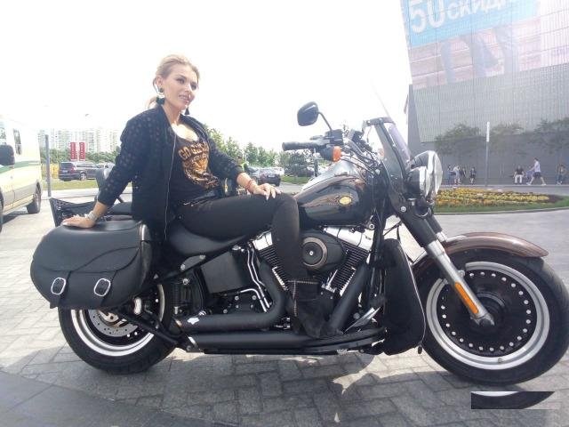 Аренда мотоцикла Harley Davidson для фотосессий
