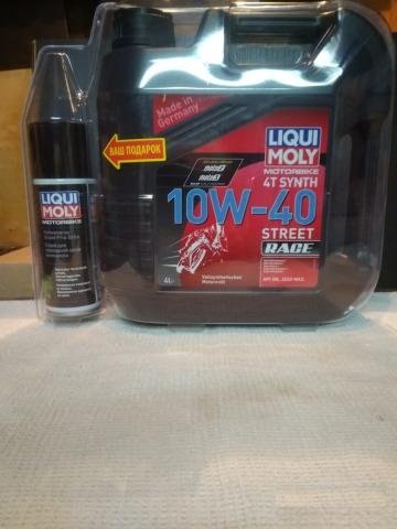 Моторное масло Liqui Moly Street Race 10W40 4л