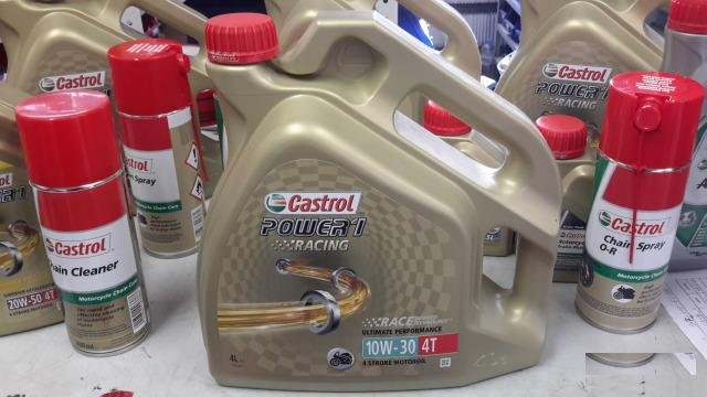 Масло Castrol Power 1 Racing 10W30 мото 4л