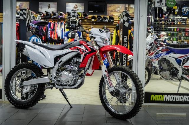 Мотоцикл кросс Motoland XR 250FA (250 см3)