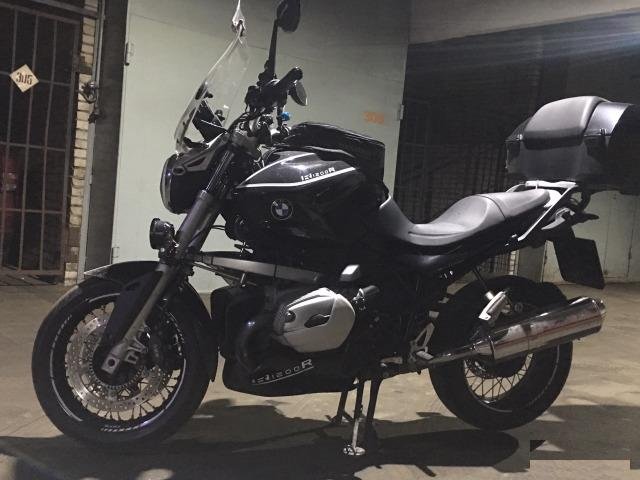 BMW R1200R