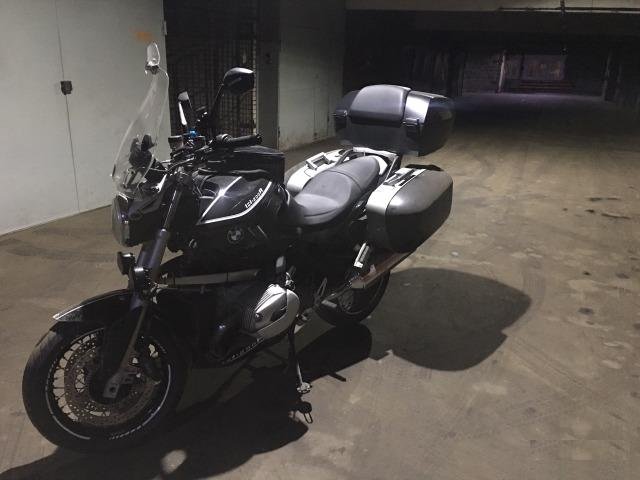 BMW R1200R