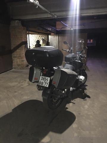 BMW R1200R