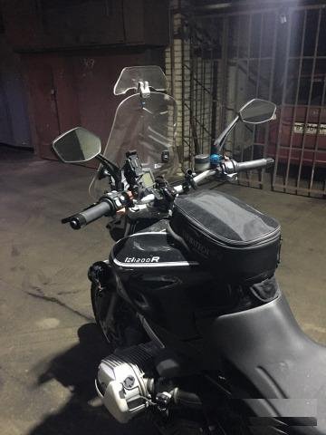 BMW R1200R
