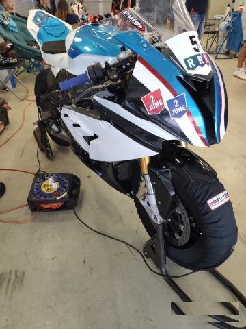 BMW S1000RR