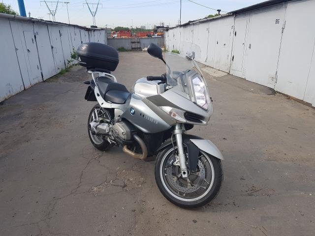 BMW R1200ST