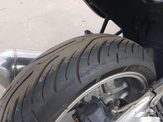 BMW R1200ST