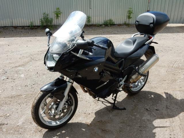 BMW F800ST