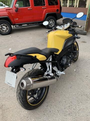 Мотоцикл BMW K1200R
