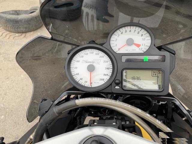 Мотоцикл BMW K1200R