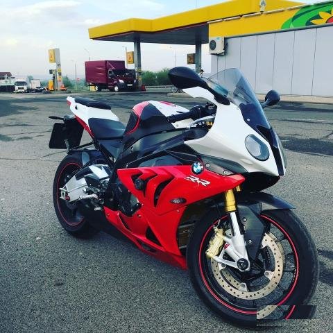 BMW S 1000RR