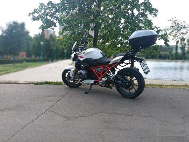 Мотоцикл BMW R1200R 2016 год 21 тыс км