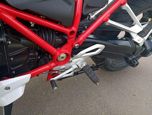 Мотоцикл BMW R1200R 2016 год 21 тыс км