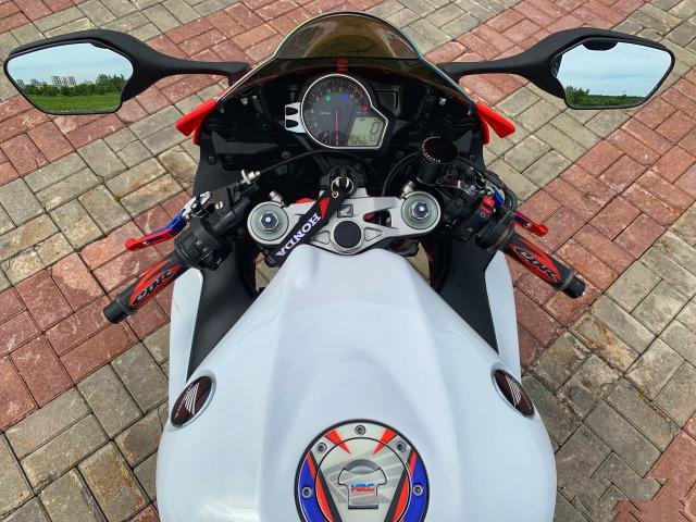 Honda cbr 1000 rr