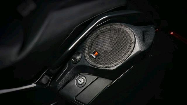 BMW GTL тюнинг музыки