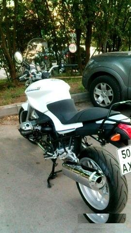 BMW R1200R