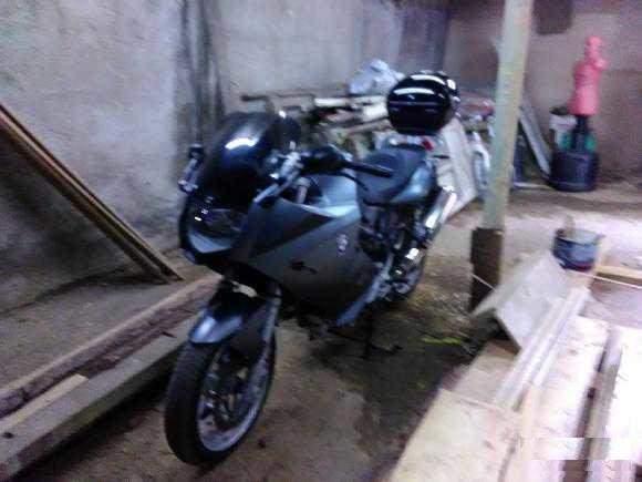 Бмв st800