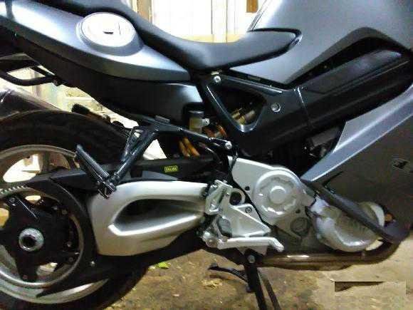 Бмв st800