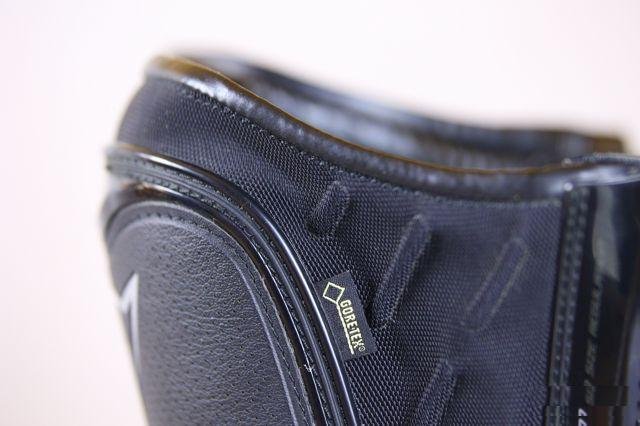 Мотоботинки dainese (42-43 р-р)
