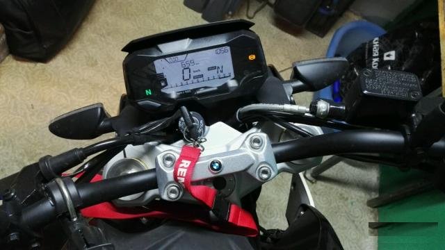 BMW G310R