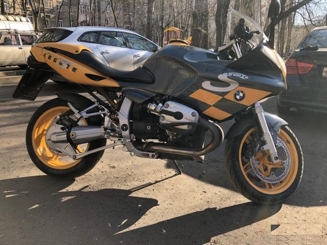 BMW R1100S