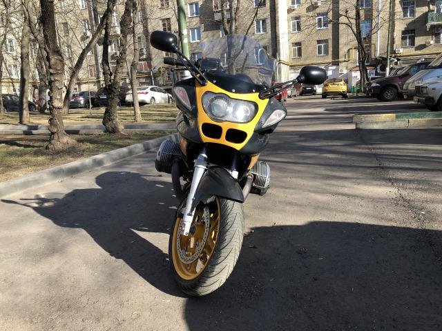 BMW R1100S