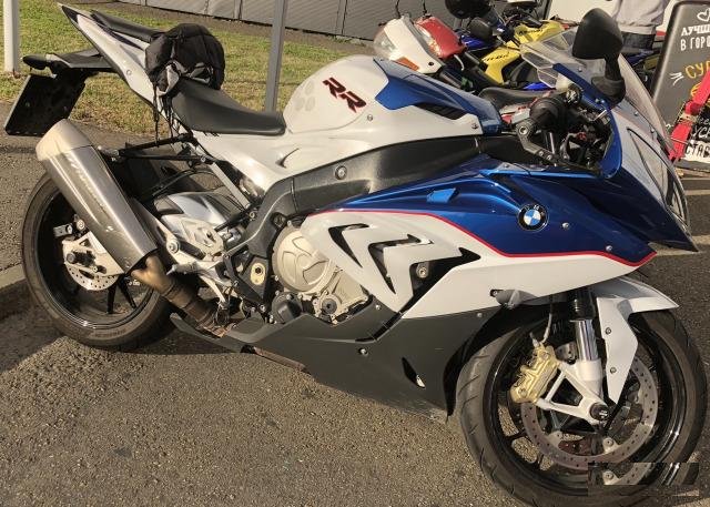 Продам BMW S1000RR. 2016 год