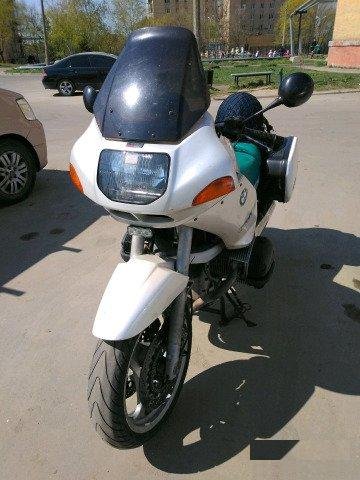 BMW r1100rs