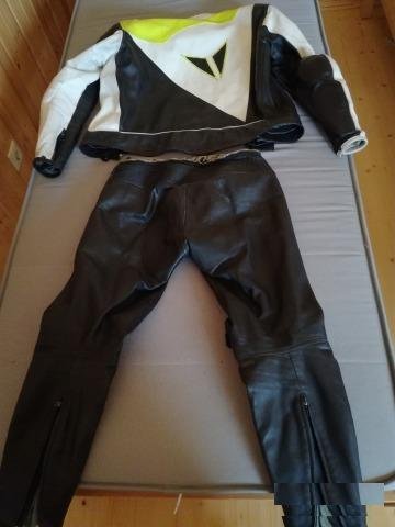 Мотокомбинезон Dainese
