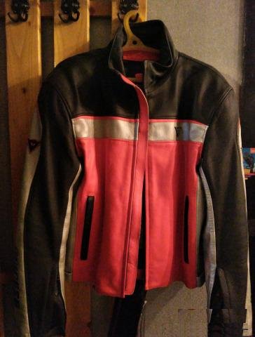 Новая кожаная мотокуртка dainese g.charger-v pelle