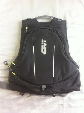 Моторюкзак givi EA104B (новый)