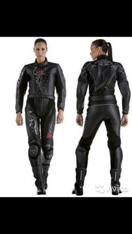 Dainese мотокомбинезон 42 Кожа