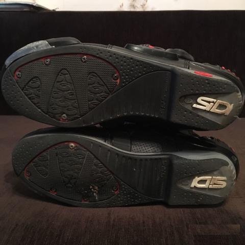 Мотоботы sidi