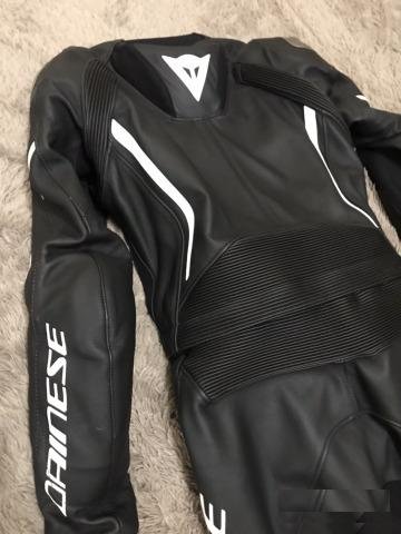 Мотокомбинезон женский Dainese раздельный