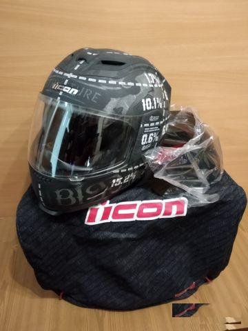 Продам мотошлем Icon airframe statistic m