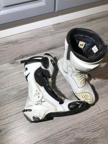 Alpinestars ботинки, шлем Shoel