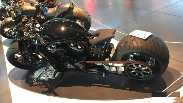 Harley-Davidson V-Rod Hummer