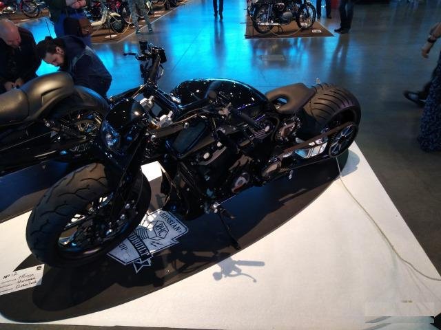 Harley-Davidson V-Rod Hummer