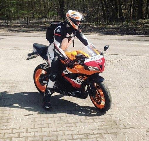 Мотокомбенезон Dainese